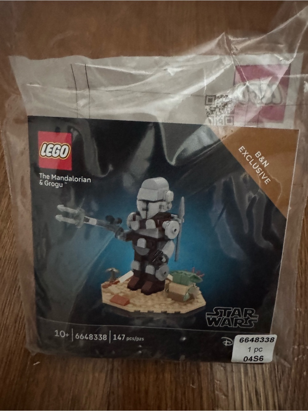 NEW Barnes and Noble Exclusive Star Wars Mandalorian & Grogu 2026 LEGO set
